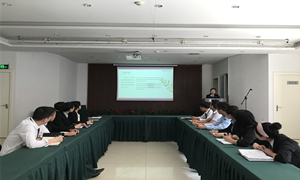 ʮ�ߵ꿪չ�칫���ɲ�����ѵ